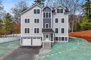 24 Marion St, Walpole, MA 02081 - Photo 3