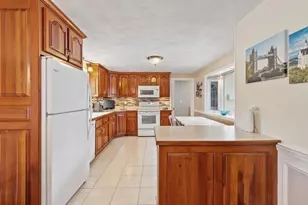 1 Anderson St, Peabody, MA 01960 - Photo 9
