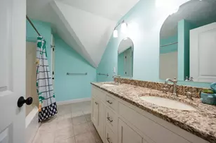 18 Plain St, Franklin, MA 02038 - Photo 27