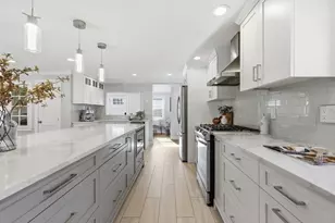 38 Woodland Rd, Georgetown, MA 01833 - Photo 9