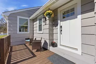 38 Woodland Rd, Georgetown, MA 01833 - Photo 3