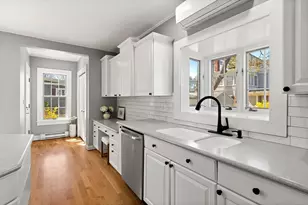 168 Hovey St, Lowell, MA 01852 - Photo 15