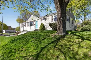 72 Ledgebrook Rd, Weymouth, MA 02190 - Photo 25