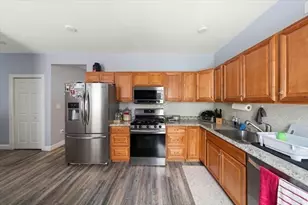 50-52 Andrews St, Lowell, MA 01852 - Photo 17