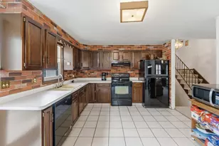 137 Bryn Mawr Ave, Auburn, MA 01501 - Photo 9