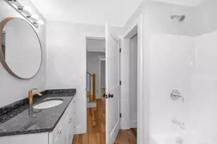 51 Willard, Lowell, MA 01850 - Photo 31