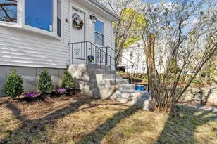 41 Maple St, Randolph, MA 02368 - Photo 33