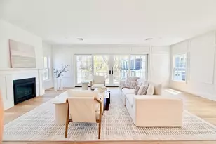 64 Pleasant St, Marblehead, MA 01945 - Photo 13