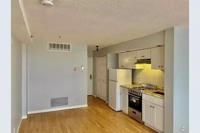 70 Southbridge St #709, Worcester, MA 01608 - Photo 5