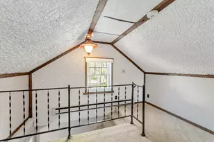 36 Martin St, Boston, MA 02132 - Photo 25