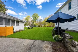 33 Pleasant St, Hopkinton, MA 01748 - Photo 31