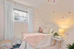 33 Pleasant St, Hopkinton, MA 01748 - Photo 29