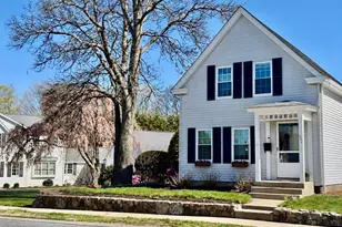 33 Pleasant St, Hopkinton, MA 01748 - Photo 37