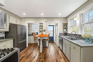 29 Thaxter Rd, Newton, MA 02460 - Photo 17