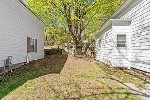 102 Canton St, Fitchburg, MA 01420 - Photo 31