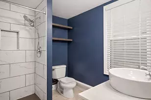 318 K St, Boston, MA 02127 - Photo 11