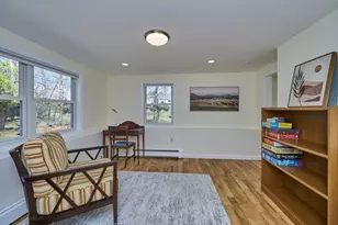 37 Locust St, Burlington, MA 01803 - Photo 15