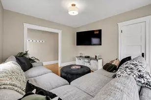 181 Robbins St, Waltham, MA 02453 - Photo 5