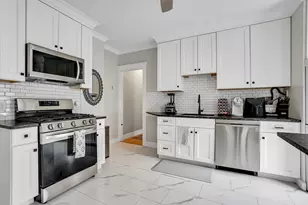 181 Robbins St, Waltham, MA 02453 - Photo 9