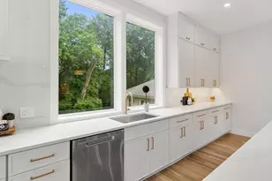 77 Wolcott St, Medford, MA 02155 - Photo 11