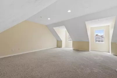 1975 Middlesex St #33, Lowell, MA 01851 - Photo 15