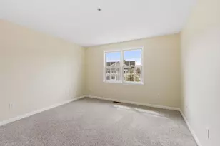 1975 Middlesex St, Lowell, MA 01851 - Photo 17