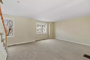 1975 Middlesex St, Lowell, MA 01851 - Photo 7