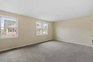 1975 Middlesex St, Lowell, MA 01851 - Photo 11