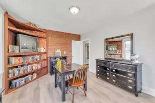 122 Aldrich St, Boston, MA 02131 - Photo 19