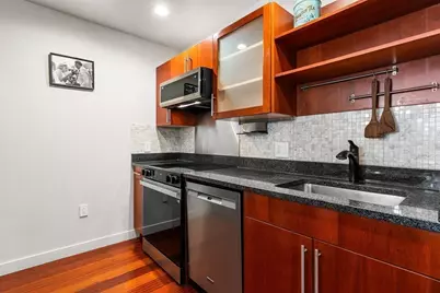 17 Otis St #105, Cambridge, MA 02141 - Photo 3