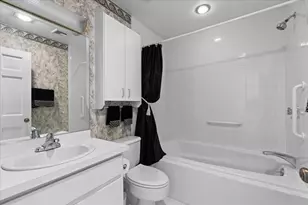 10 Sloop Ln, Quincy, MA 02171 - Photo 35