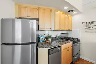 516 Green St, Cambridge, MA 02139 - Photo 3