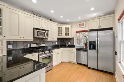 62 Winthrop St #2, Boston, MA 02119 - Photo 9