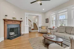 2031 Commonwealth Ave, Newton, MA 02466 - Photo 5