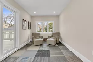 2031 Commonwealth Ave, Newton, MA 02466 - Photo 11