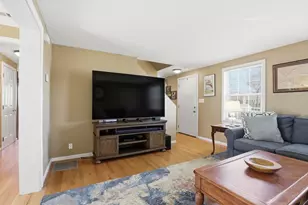 23 Bellmore Rd, Framingham, MA 01702 - Photo 11