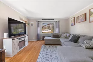 27 Myrtle Rd, Gardner, MA 01440 - Photo 5