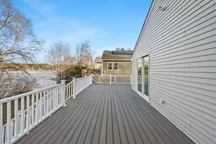 79 Crystal Lake Dr, Carver, MA 02330 - Photo 5
