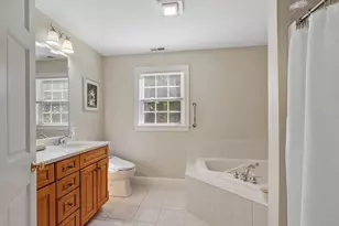 27 Garfield Ave, Danvers, MA 01923 - Photo 33
