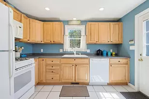 234 Allen Rd, Billerica, MA 01821 - Photo 7
