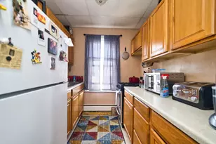 4 Oliver St, Fall River, MA 02724 - Photo 31