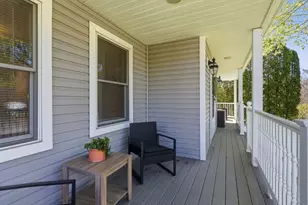 21 Bedford Dr, Grafton, MA 01536 - Photo 5