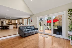 16 Heather Ln, Southborough, MA 01772 - Photo 23