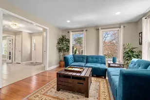 16 Heather Ln, Southborough, MA 01772 - Photo 9