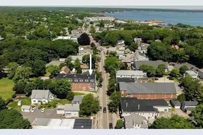 310 Court St #2, Plymouth, MA 02360 - Photo 9