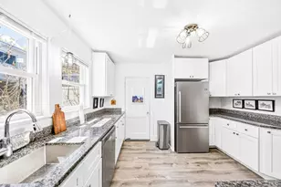 48 Edgecliff, Watertown, MA 02472 - Photo 9
