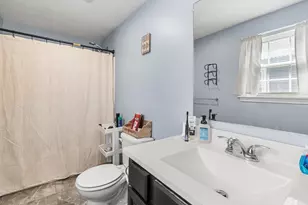 35 Boutelle St, Leominster, MA 01453 - Photo 19
