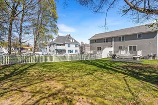 35 Boutelle St, Leominster, MA 01453 - Photo 33