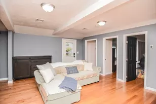 51 Richardson Ave, Dracut, MA 01826 - Photo 9