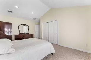 1 Hayward St, Ipswich, MA 01938 - Photo 9